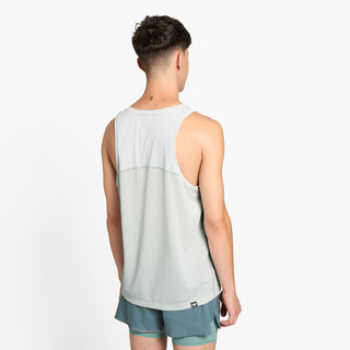 DLYSinglet - Light Grey – on model