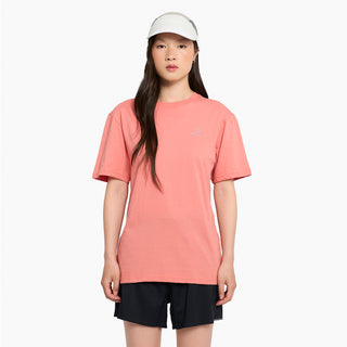 ORTShirt - Everybody Run - Blossom – on model