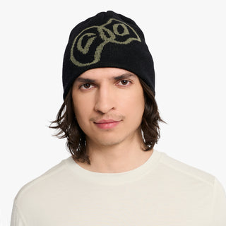 SKLBeanie - Black – on model