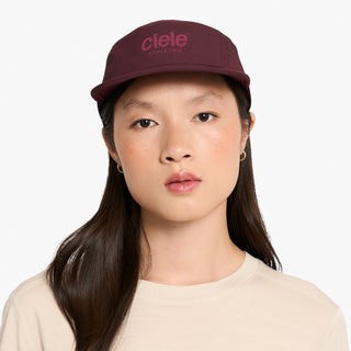 GOCap - Classic - Athletics - Dark Wine Red – on model