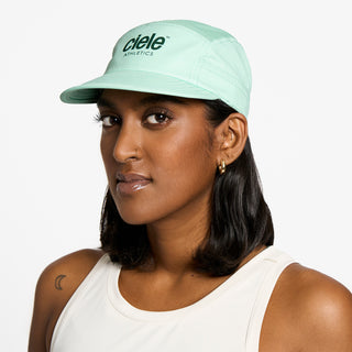 GOCap - Classic - Athletics - Dusty Turquoise – on model