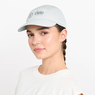 FSTCap SC - Classic - Cside - Light Grey – on model