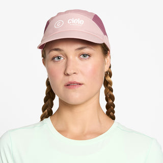FSTCap SC - Classic - Cside - Peachskin – on model