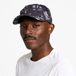 GOCap SC - Field - Loopy MU - Lightgrey – on model