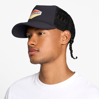 TRLCap SC - Field - Up Down - Black – on model