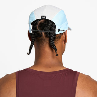 FSTCap SC - Comp - Iconic VC - White / Light Grey – on model