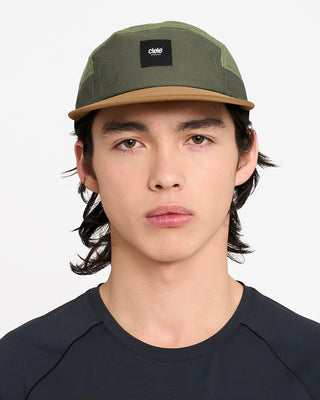 GOCap - EQ - Frame S - Olive – on model