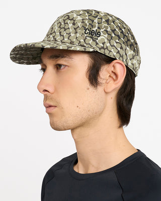 GOCap SC - Field - All Over Dotra - Canvas – on model