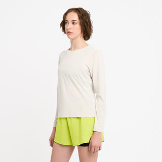 DLYLongsleeve - Rainy Day – on model