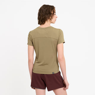DLYTShirt - Canvas – on model